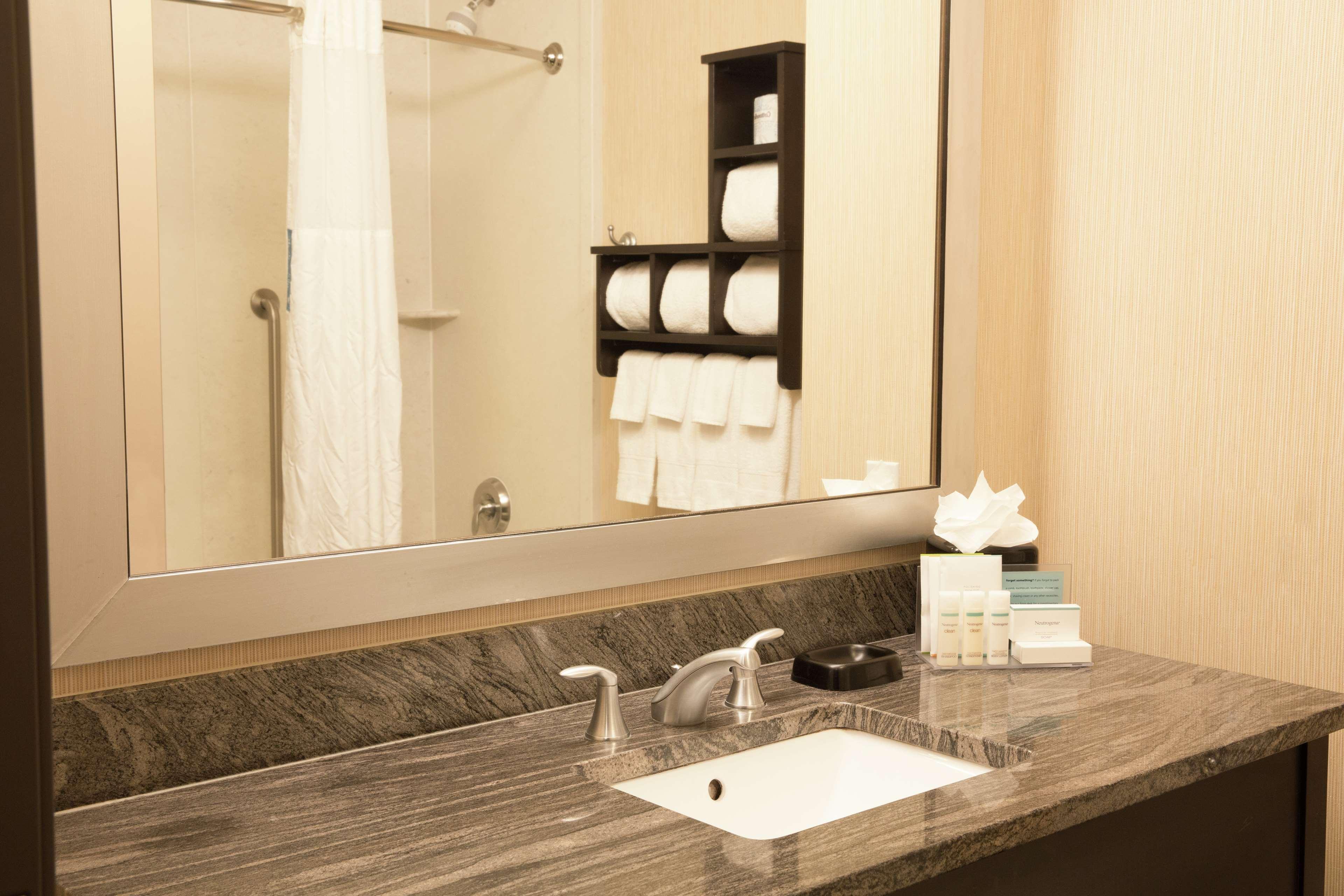 Hampton Inn & Suites Tacoma/Puyallup Exteriör bild